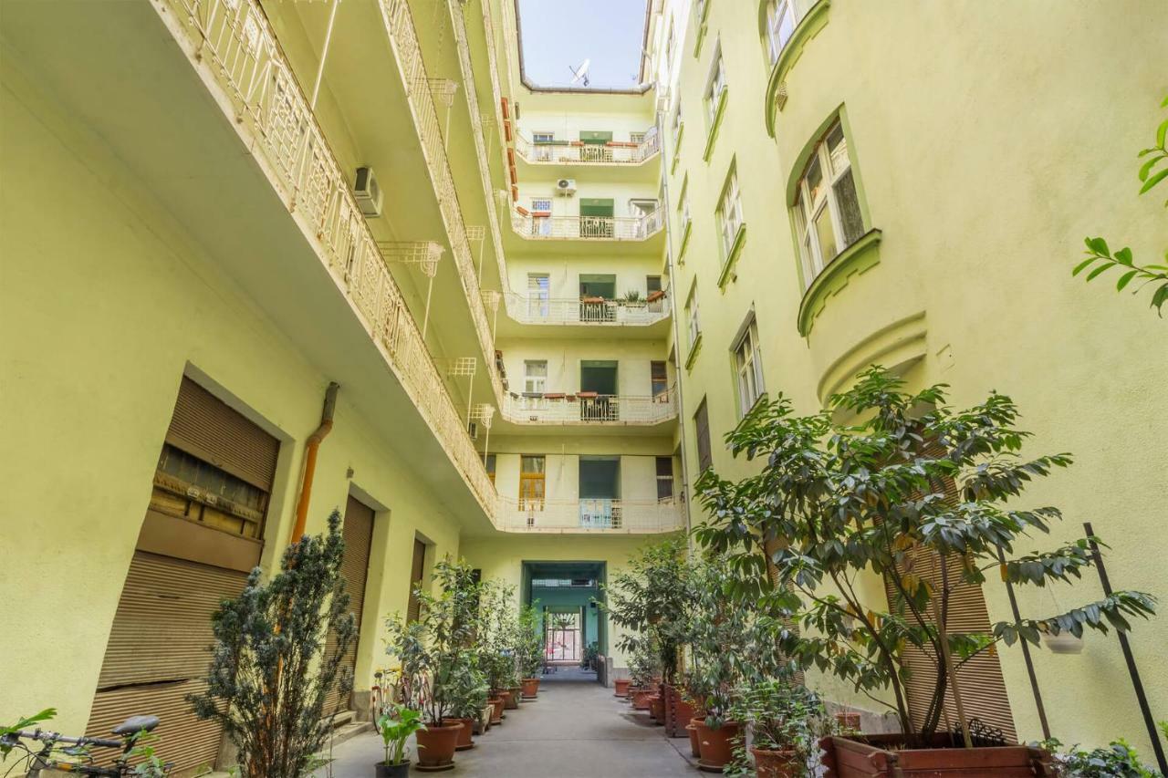 Vori Vori De Luxe Apartment Будапеща Екстериор снимка