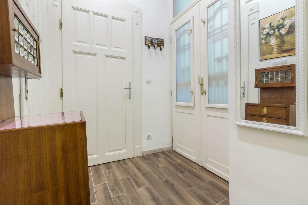 Vori Vori De Luxe Apartment Будапеща Екстериор снимка